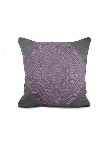 Taie d'oreiller taie d'oreiller tissée à la main en diamant - Gris et lilas 40,6 x 16 pour la vente par Yabal