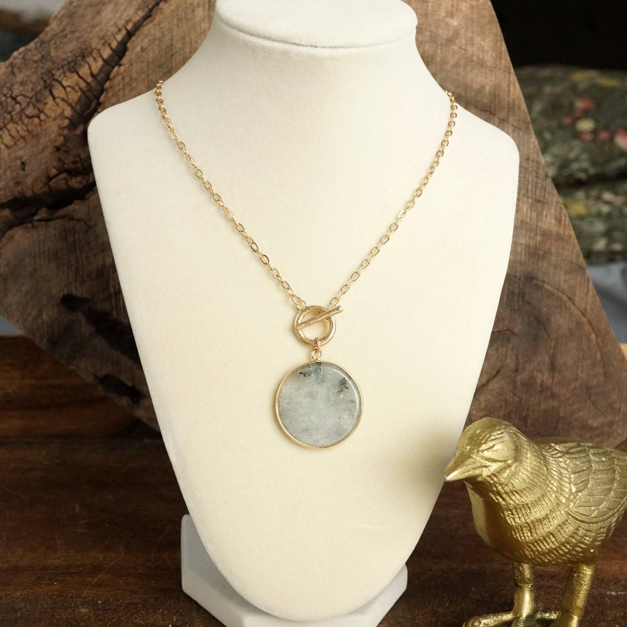 PennyLine inc - Wholesale Pendant/Charm Necklace - Semi-Precious Disc Pendant Front Toggle Chain Necklace4