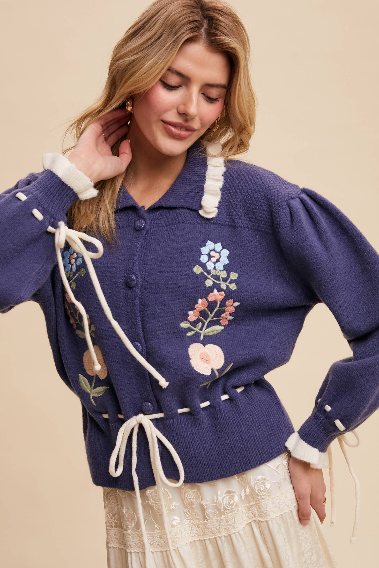 Listicle - Wholesale Cardigan - Women's - Floral Embroidered Knit Cardigan Sweater27