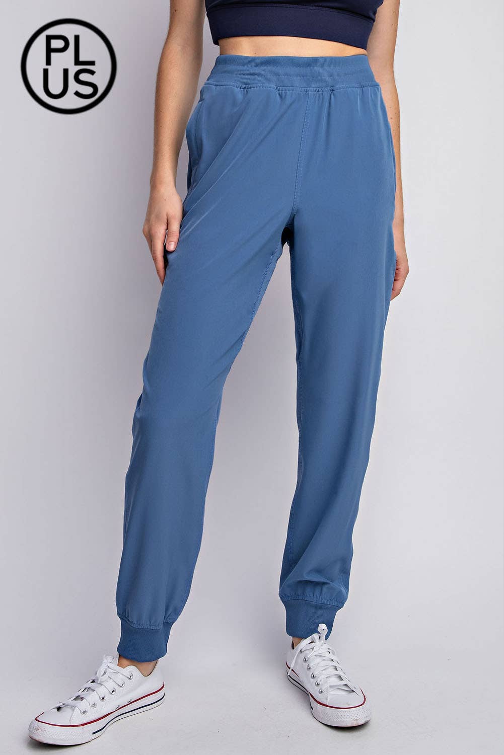 Rae Mode – Großhandel Trainings-/Jogginghose – Damen – JOGGINGHOSE AUS OXFORD ST WOVEN DANCE STUDIO IN ÜBERGRÖSSE MIT MITTLERER LEIBHÖHE21