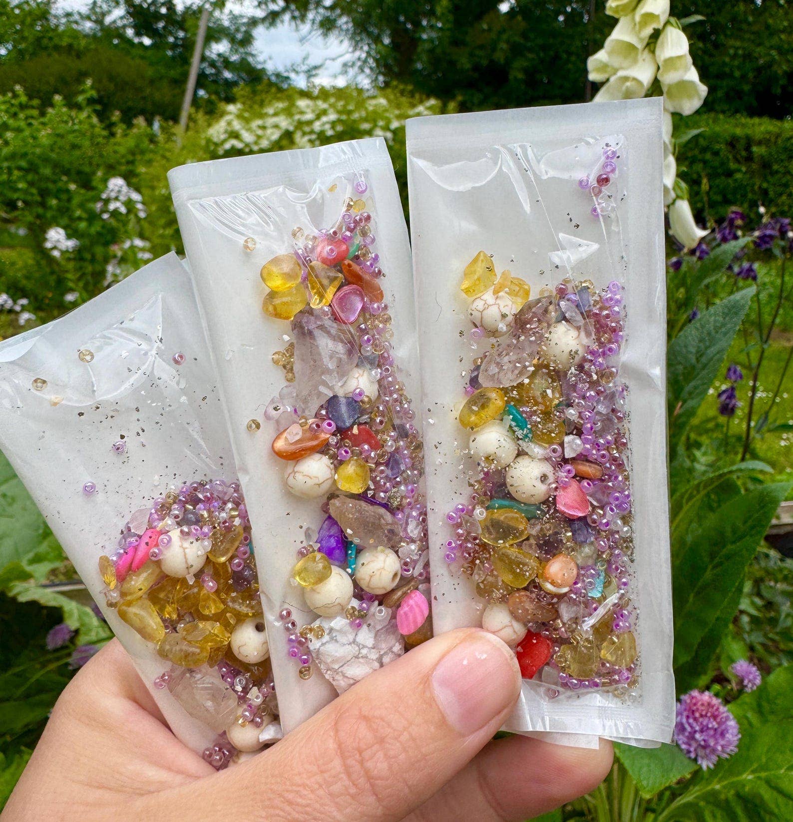 Elf Kendal Hippies - Wholesale Spiritual Stone/Crystal - Crystals confetti Christmas fairyland stones 20g bag of gems15