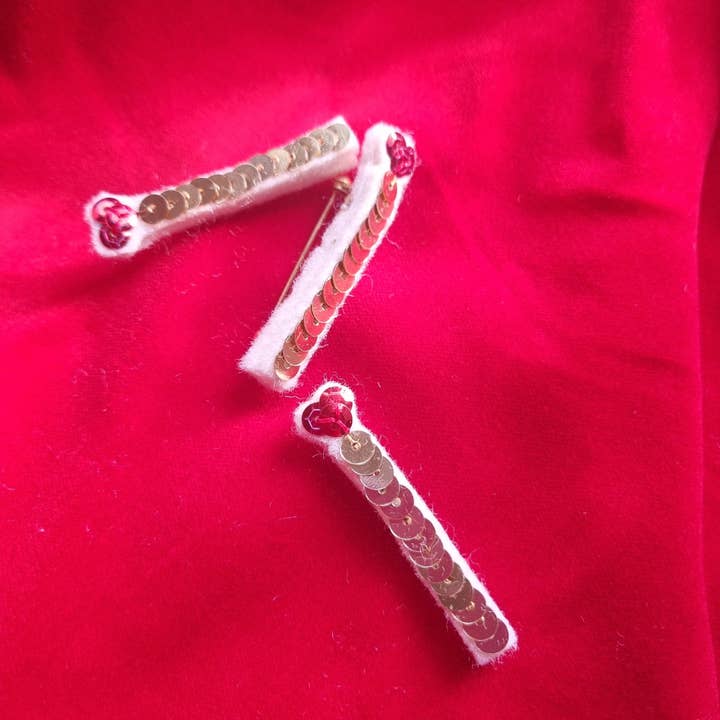 Broche de lentejuelas Perfect Match para venta al por mayor de Kate Gwilliam