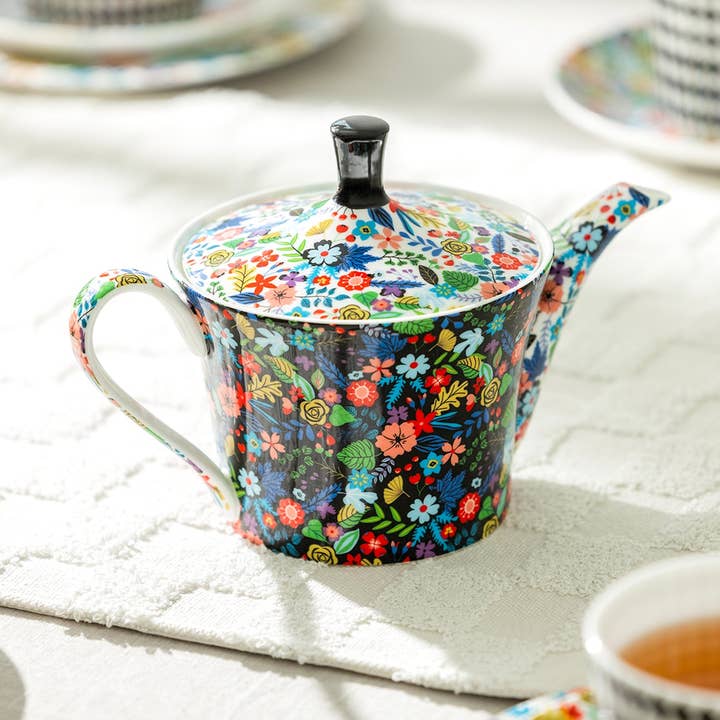 Grace Teaware - Vente Théière - Théière Mad Hatter en porcelaine de 24 oz2