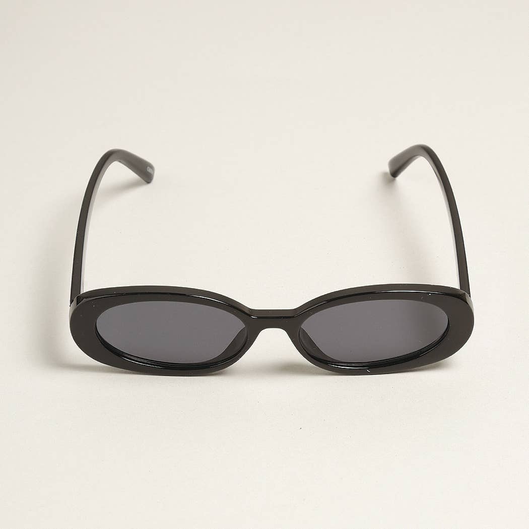 12 SURTIDOS Gafas de sol ovaladas clásicas para mujer de venta al por mayor en Faire10