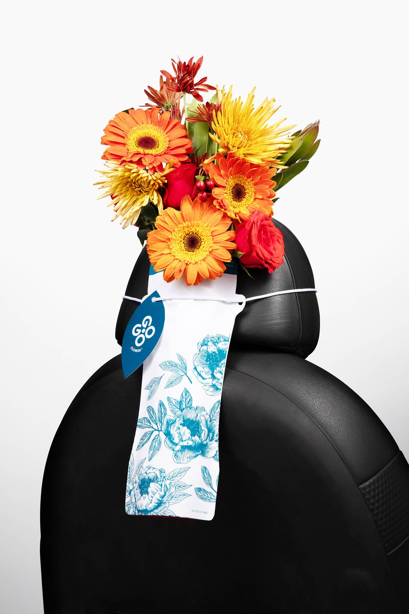 GOGO Flower - Wholesale Vase - TRES CHIC Flower Pouch/Vase (with water and flower food)2