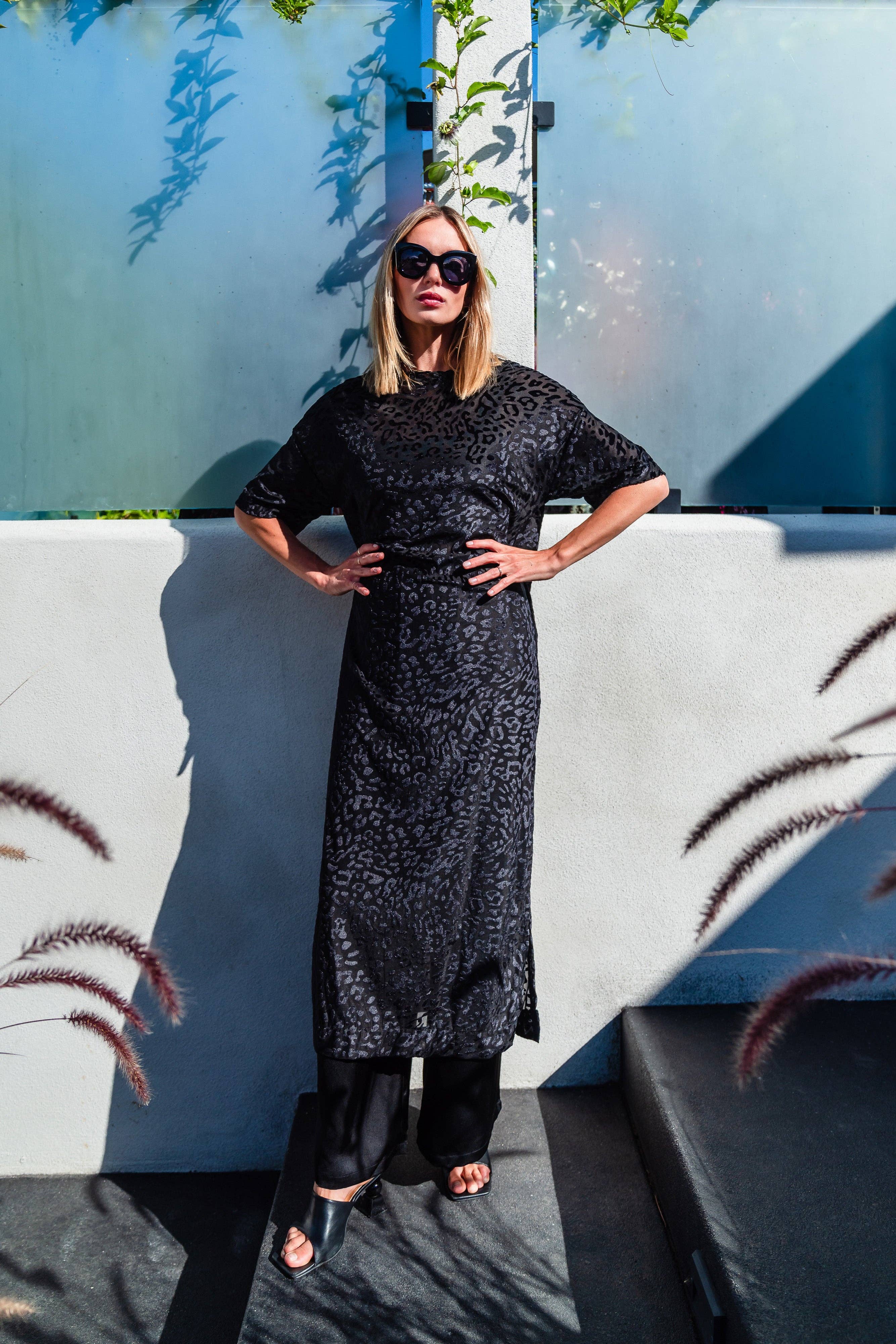 Jennafer Grace - Vente Tunique – femme - Tunique Of The Night à ourlet fendu3