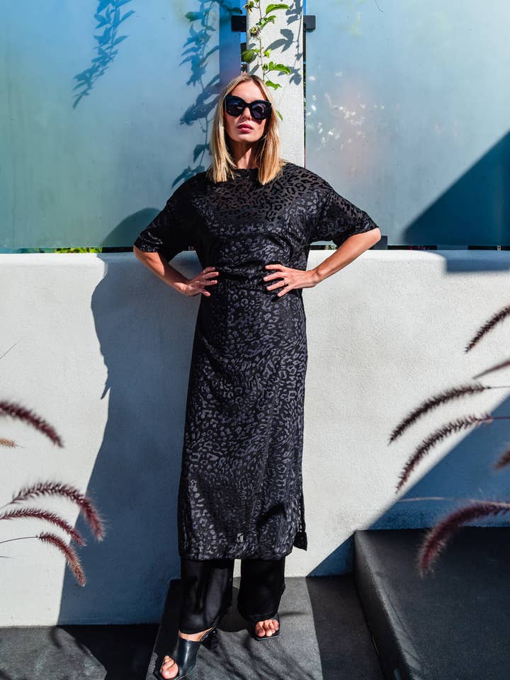 Jennafer Grace - Vente Tunique – femme - Tunique Of The Night à ourlet fendu3