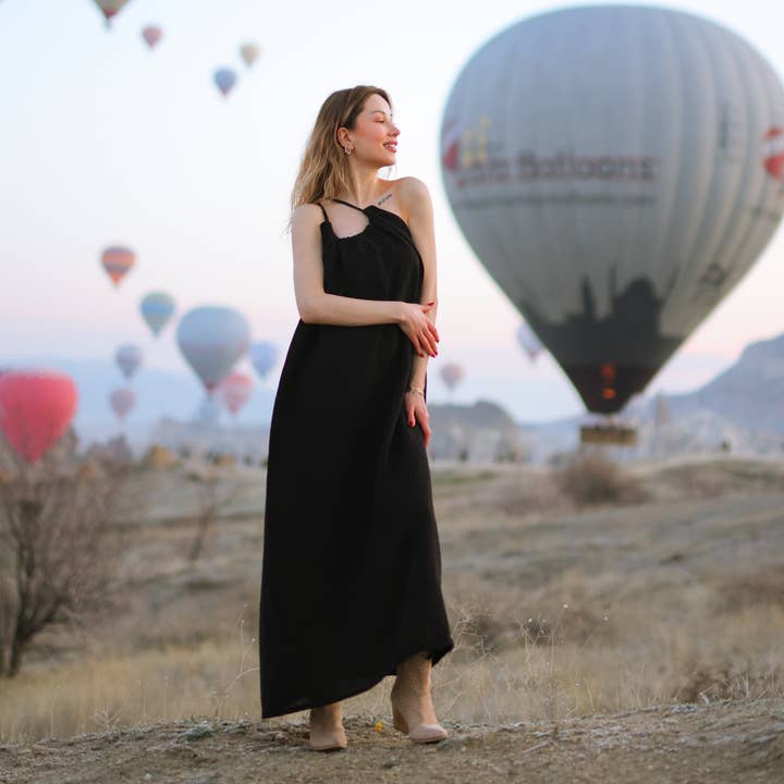 Einschultriges Midikleid für den Großhandel von Moa