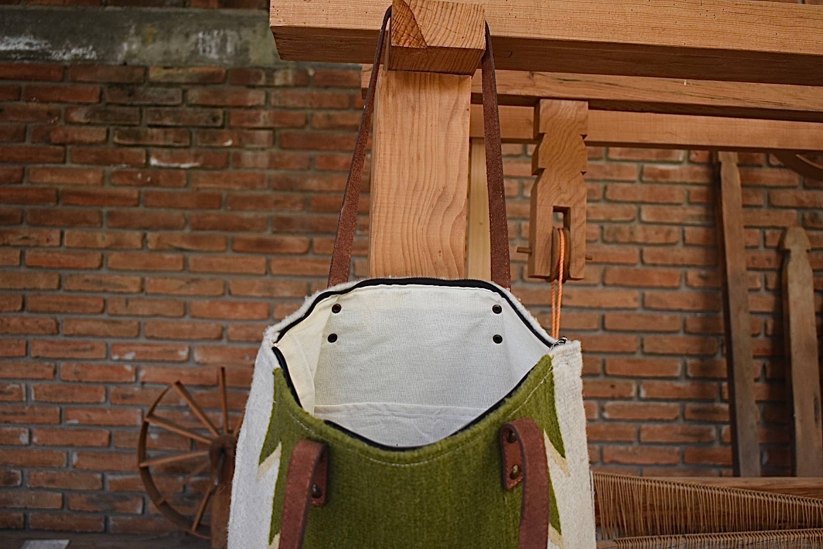 The Zapotec Weavers – wholesale Tote bag – Women's – Zapotec Green Diamond Bag 3