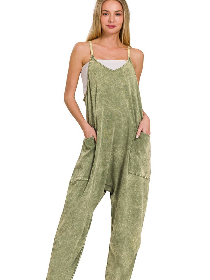 Combinaison à bretelles spaghetti avec encolure dégagée et poches SI-25958 pour la vente par 42POPS