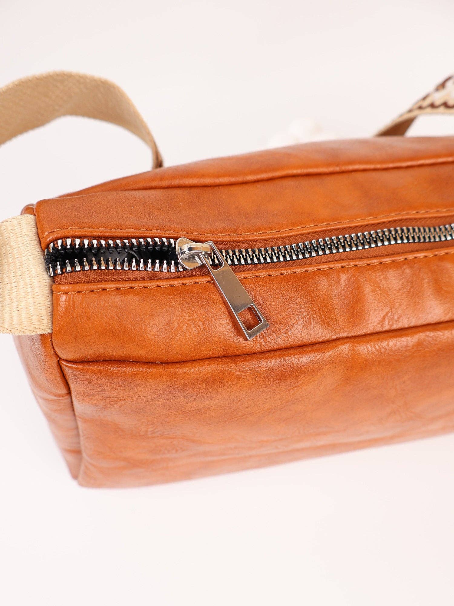 sassy kids palace - Vendita all'ingrosso Borsa a tracolla - Bambini - Borsa a tracolla marrone con cerniera4