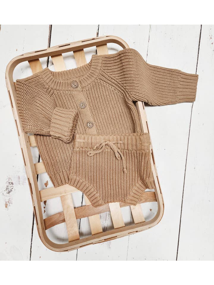 OLIVE & CRADLE - Wholesale Clothing Set - Baby - Baby NewBorn Knitted Sweater Bloomer 2pc Set Tan QUINN