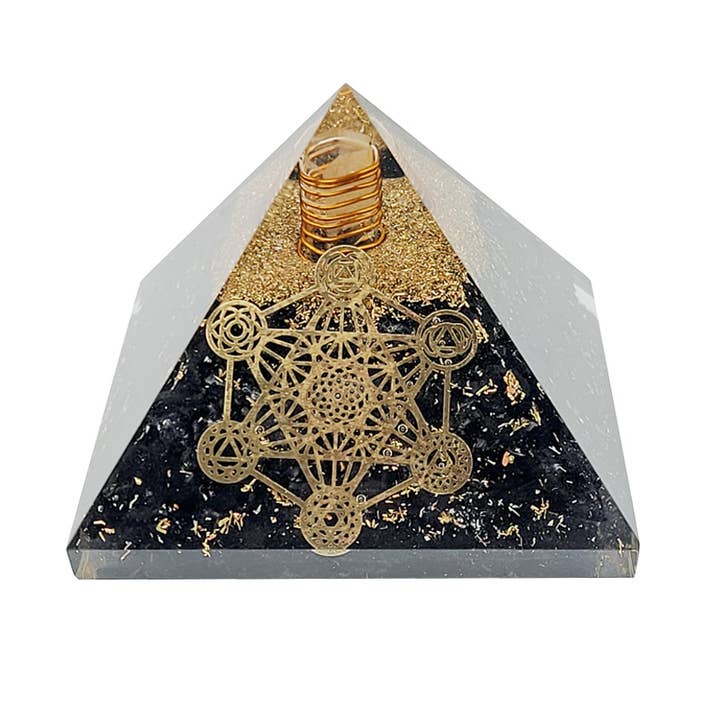 Metatron Orgonit Schwarzer Turmalin Pyramide 7,5 cm für den Großhandel von Artisans de Madagascar