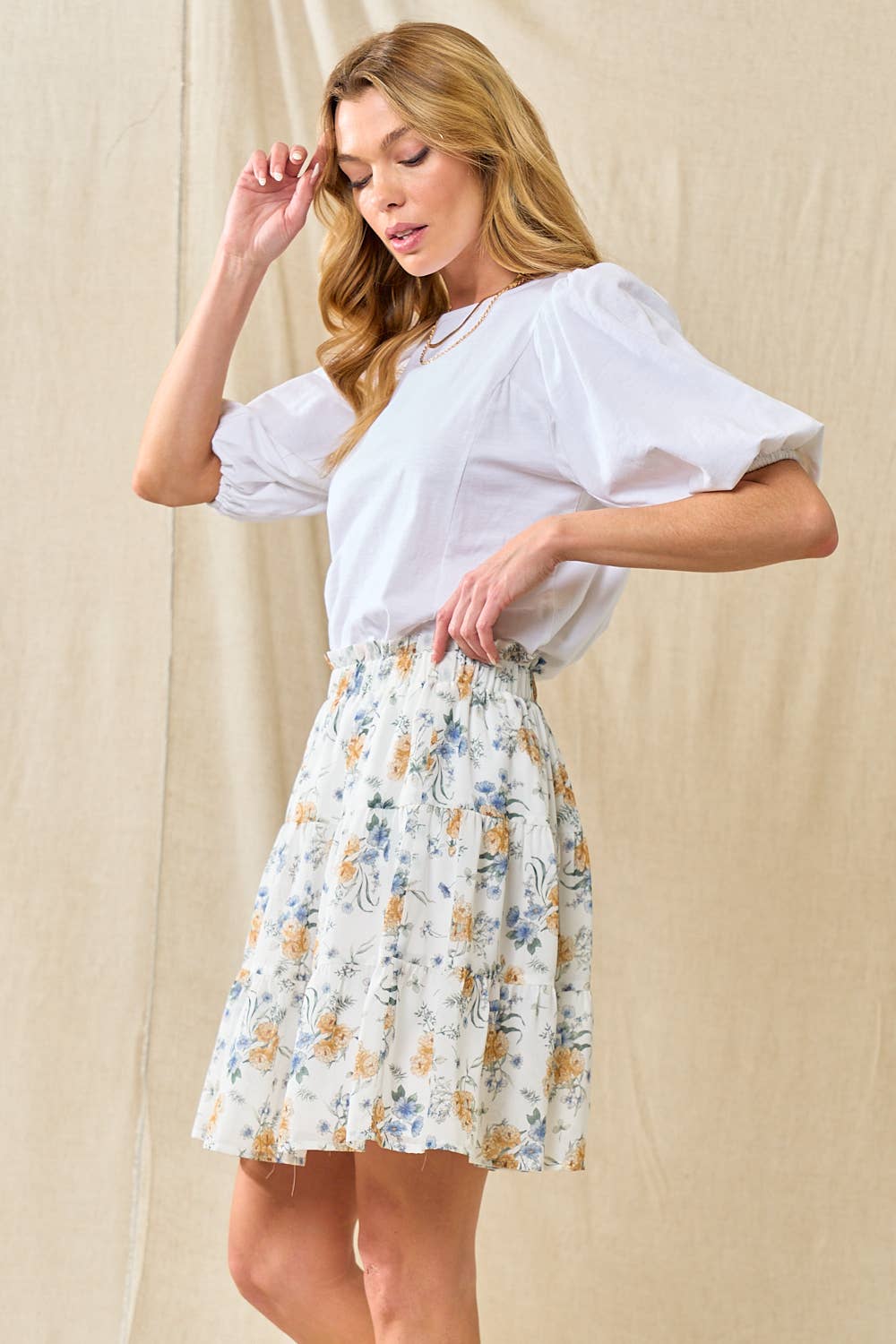 AVORIO/BLU GONNA A STRATI IN CHIFFON A FIORI - 6434S in vendita all'ingrosso su Faire2