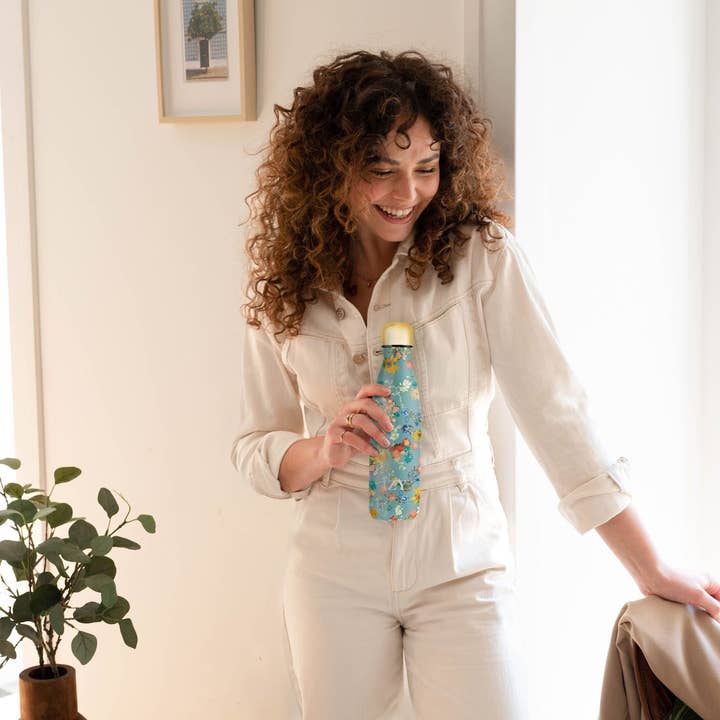 IZY Bottles - Wholesale Water Bottle - Thermos Bottle Vincent's Flowers Insulated Water Bottles