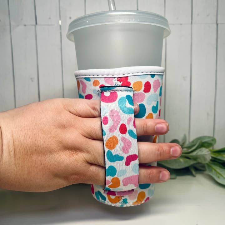 Mint Print Shop & Co - Wholesale Drink Huggers & Koozies - Cheetah Drink Sleeve With Handle | Medium2