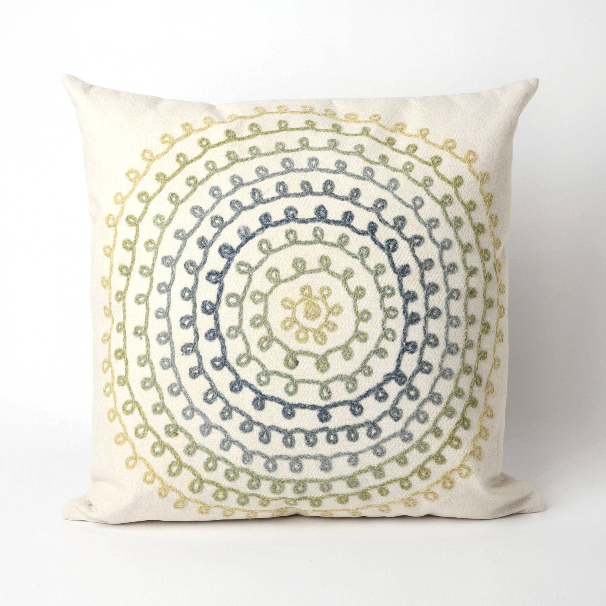 Legal Almofada Interior/Externa Visions III Ombre Threads para venda a revendedores na Faire4