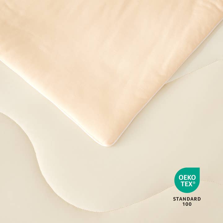 DreamValley - Wholesale Down Comforter - CB Reversible Breathable Lightweight Comforter1