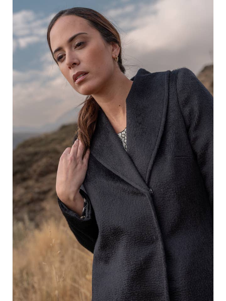 Alpaca Collections - Wholesale Trench Coat - Women's - Uriah Baby Alpaca Suri Coat