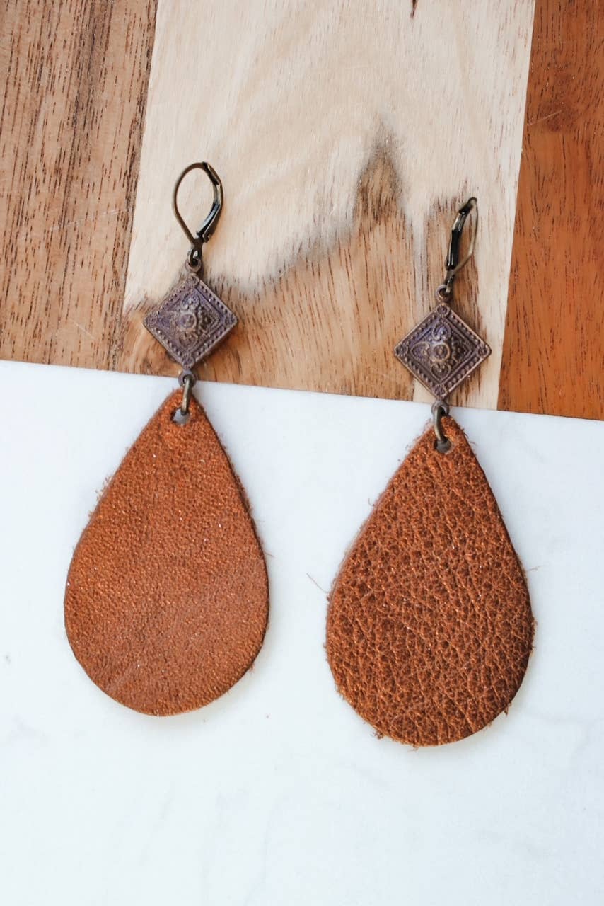 Hippo Kiss Creations - Wholesale Dangle Earrings - Kardys Earrings4