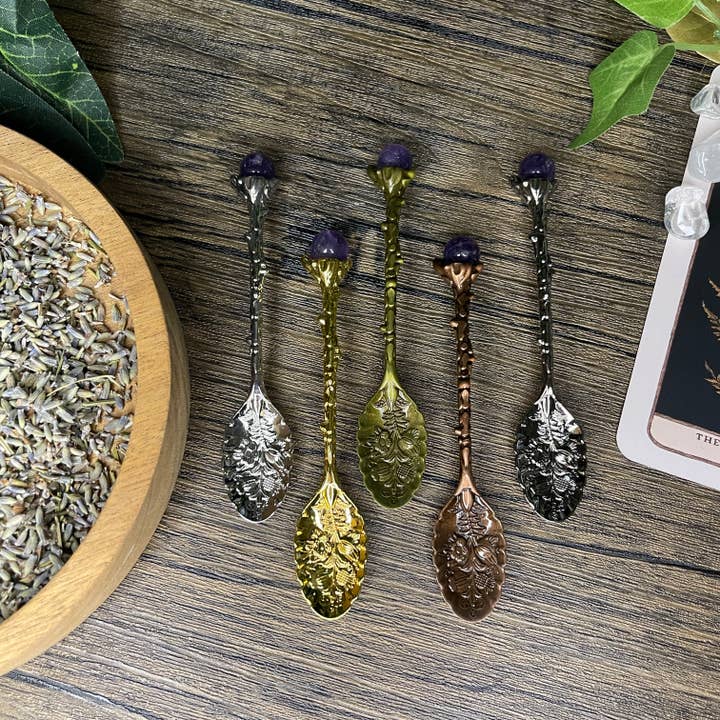 Moondust and Raven - Wholesale Meditation Supplies - Amethyst Crystal Spoon, Witchcraft Apothecary Supplies