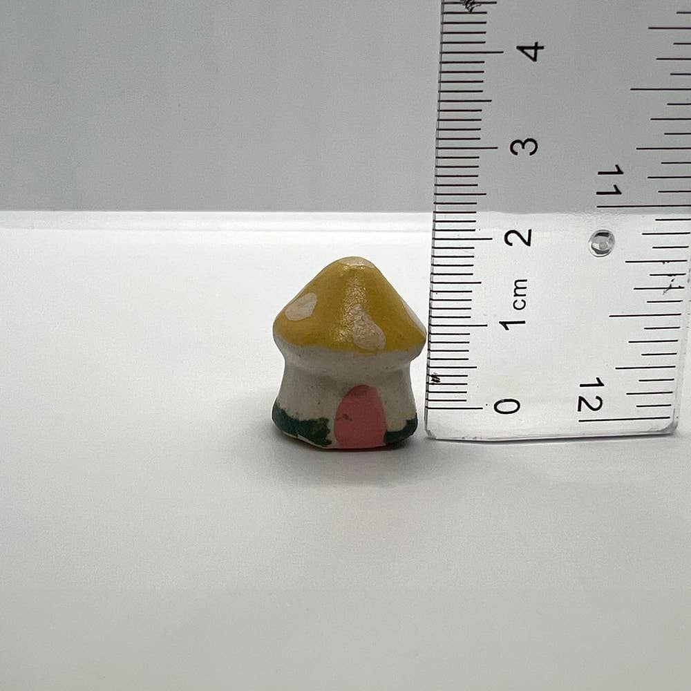 VIE - Wholesale Decorative Figurine - Mini Ceramic Figurine, Assorted Colour, Approx. 2cm3