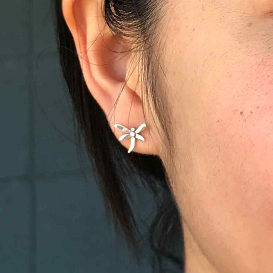 Nina Designs – Engroshandel Ørestikkere – Sterling sølv eller bronze Dragonfly Post øreringe 9x10mm1