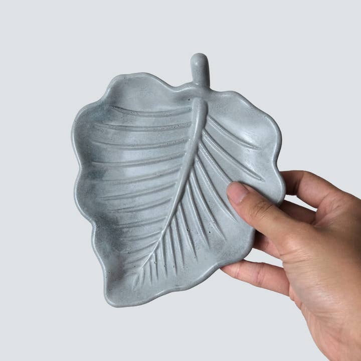 Leaf Tray for wholesale by Mindful Cements