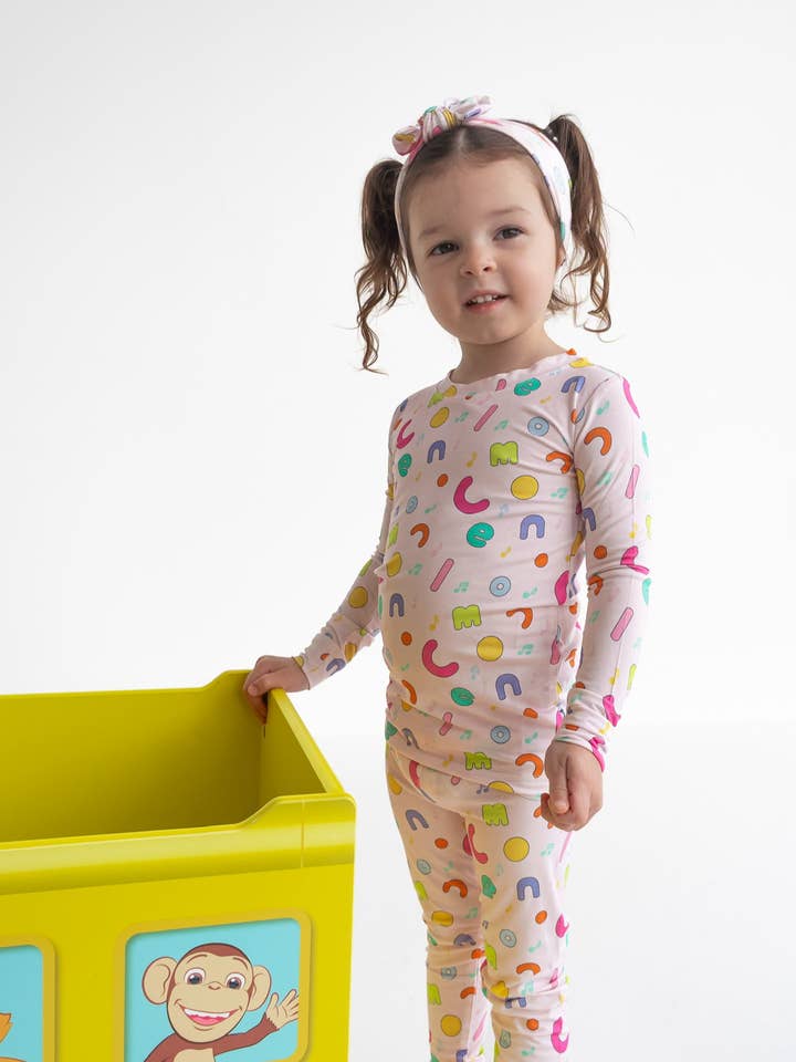 Dream Big Little Co. - Wholesale Sleepwear Set - Kids - *CoComelon x Dream Big Little Co ALPHABET DREAM SET10