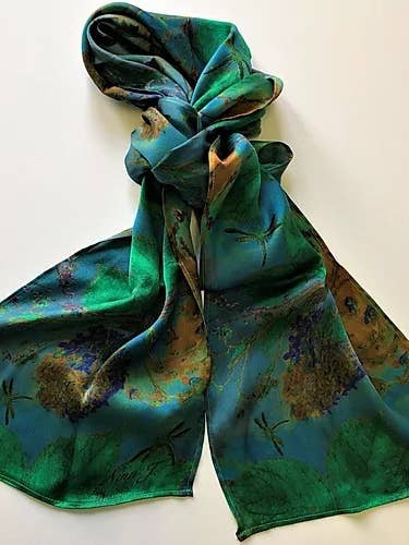 Bufanda de seda de pavo real con hortensias para venta al por mayor de NINA J