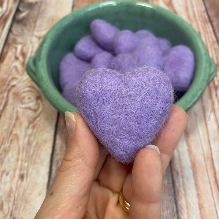 Oakwind Hollow - Wholesale Decorative Tabletop Object - Felt Hearts Loose Lavender1
