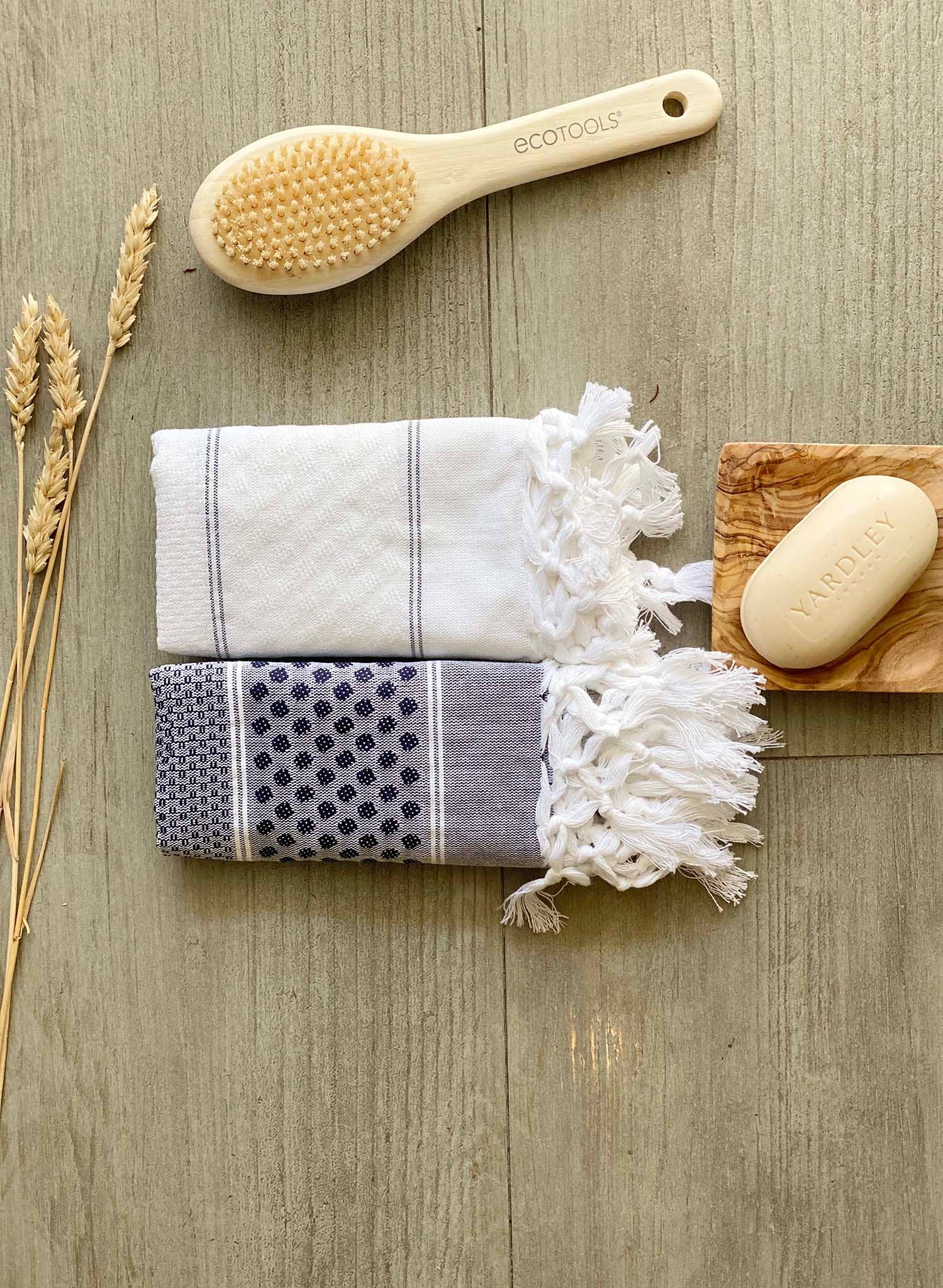 navy Hand towel Polka Dots for wholesale on Faire0