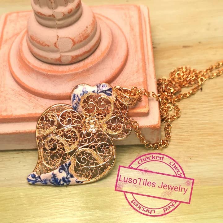 Collana Con Dettagli In Pizzo - Italia - Foto 3