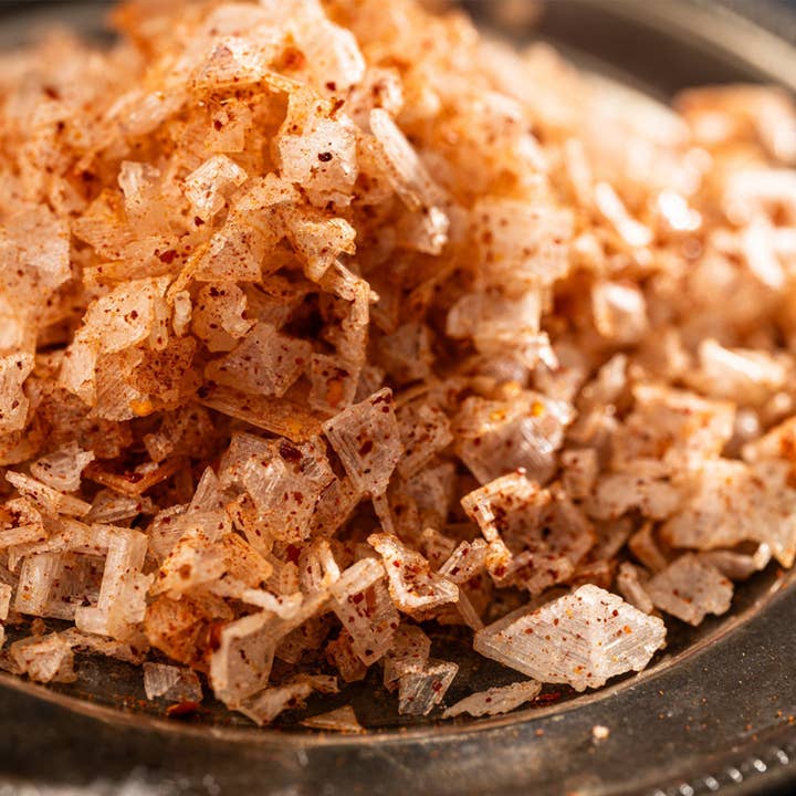 O.E.L. - Thalassa GmbH & Co. KG - Wholesale Dried Spice - sea salt flakes, spicy and smoked, 75 g1