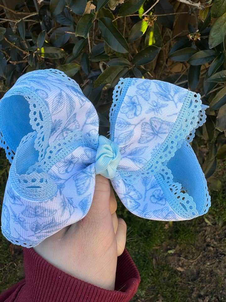 Hallie Bow for wholesale by Pretty Knots Bow Company