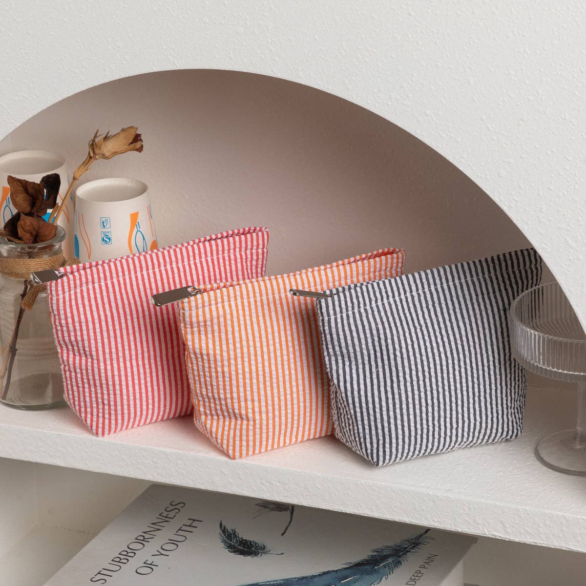 Dipped Shop – wholesale Sminkväska – Enkel Randig Färgblock Sminkväska DP25E85011