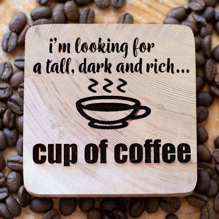 Cedarwood Coaster - Høj, Mørk & Rig for engroshandel hos MekanaKana