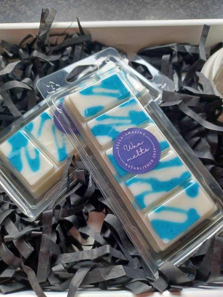 white dovey for wholesale by Bella's waxmelts