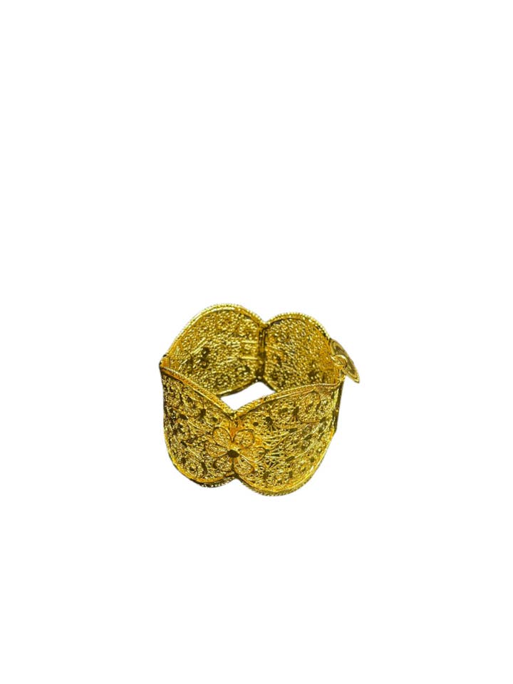 Arm Bracelet with Lera Imitated Gold Most Elegant and Stylish Jewelry Piece for wholesale by Palestinian Elegance