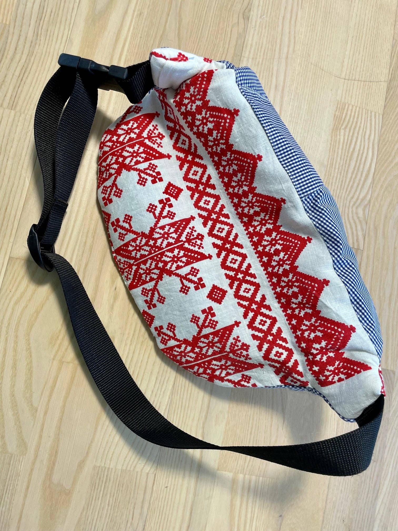 Velvetnoon - Vendita all'ingrosso Marsupio - Donna - Marsupio Gyvelvej4