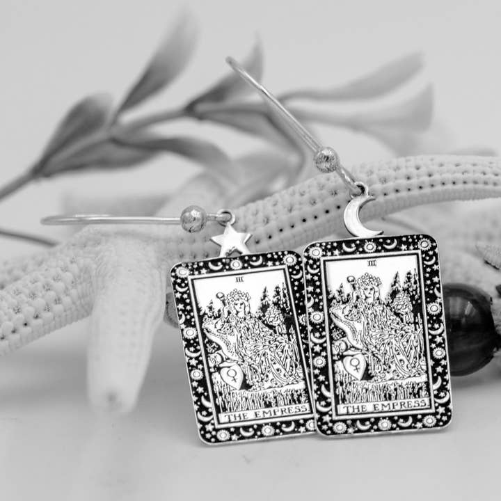 The Empress Tarot Card gegraveerde oorbellen van 925 sterling zilver voor wholesale door DreamedBy