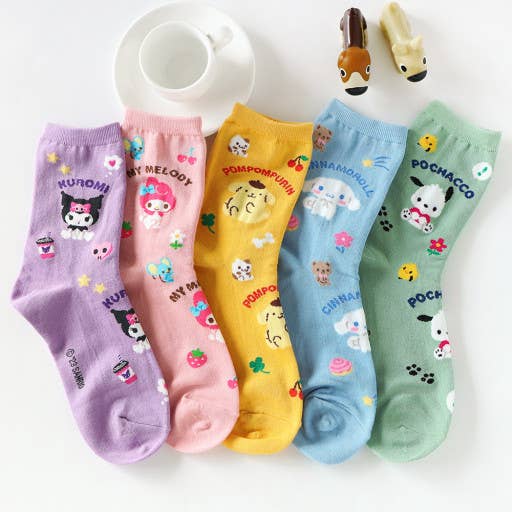 K_Wonderland - Wholesale Socks - Women's - NEW Sanrio Friends with Mascots Crew Socks