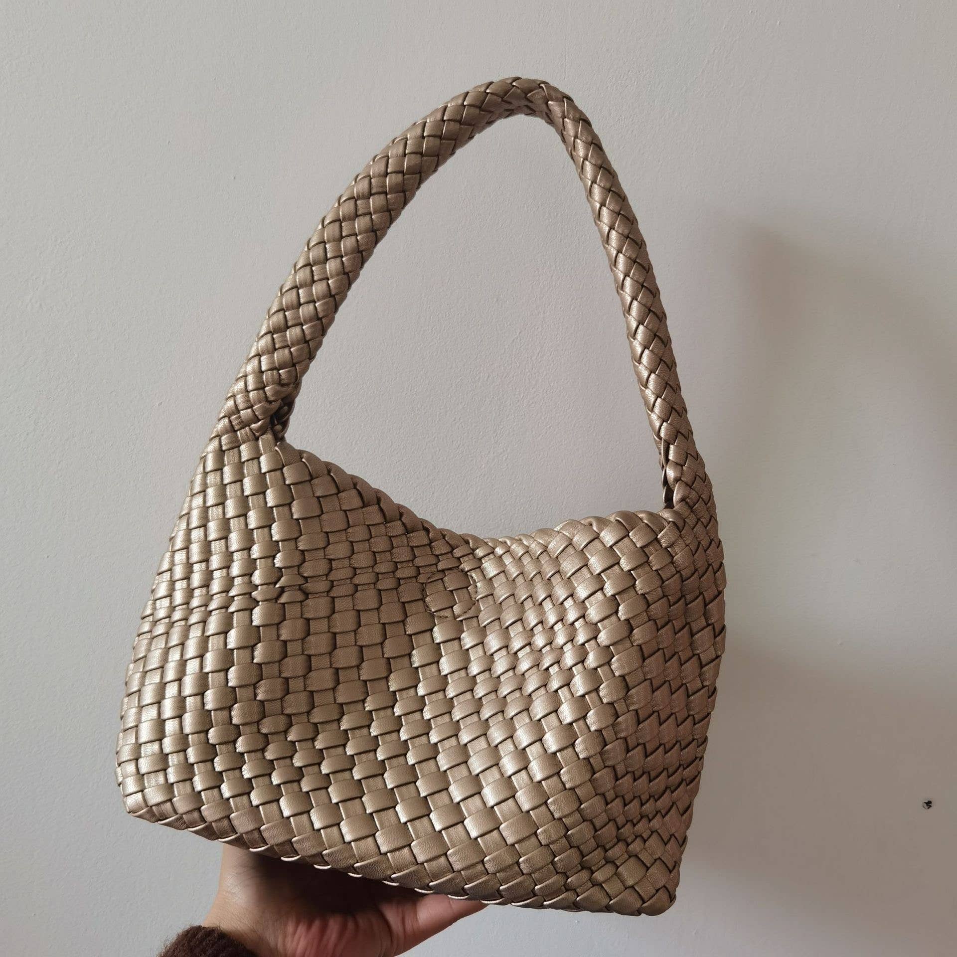 Sook Stainable - Wholesale Shoulder Bag - Women's - Vegan Leather Woven Shoulder Baguette Bag11