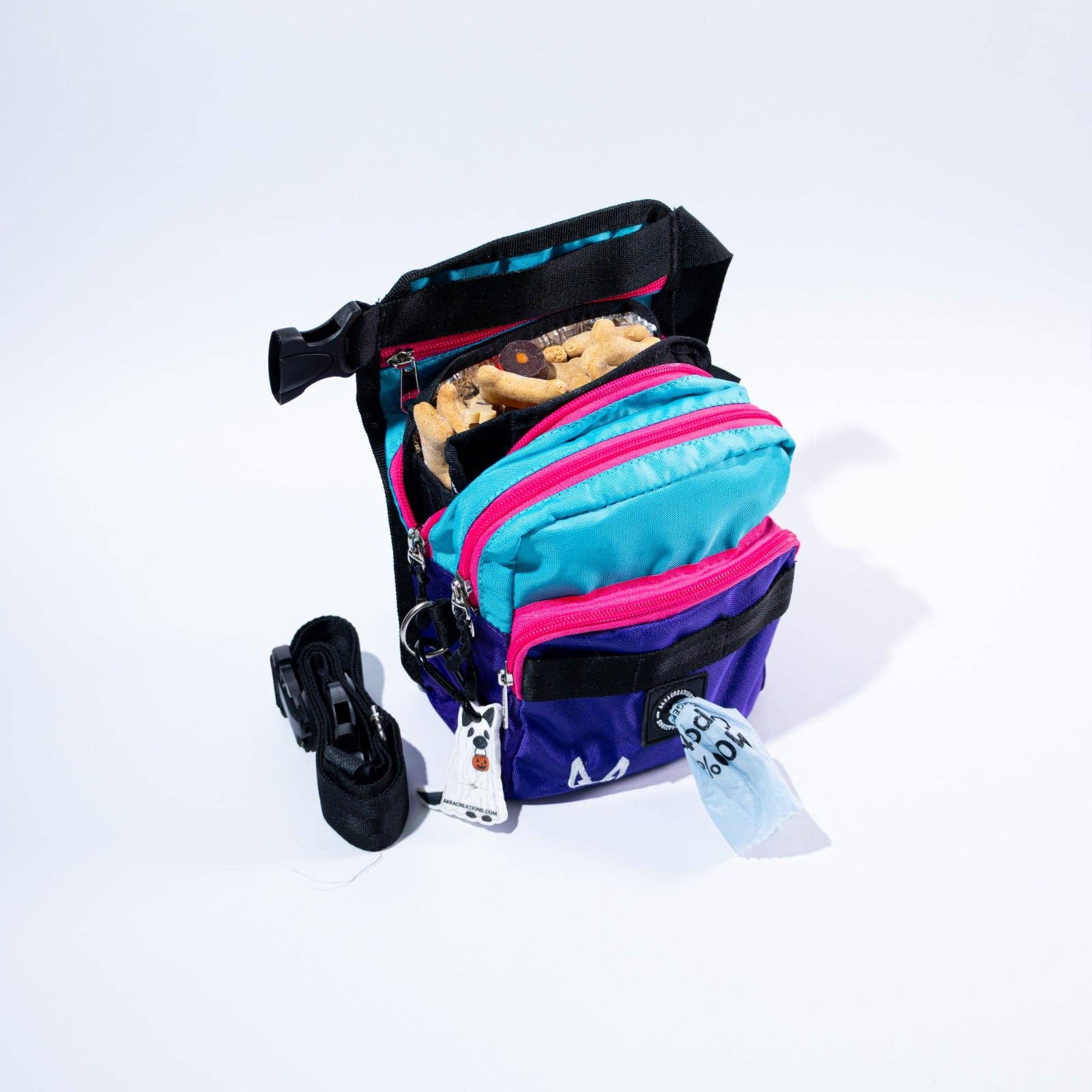 AkraCreations - Wholesale Pet Treat Bag - Dog - Thigh Treat Bag – Dog Training & Hiking Pouch15