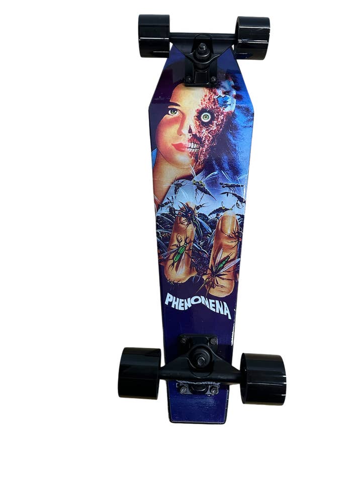 DARIO ARGENTO "PHENOMENA" MINI PLANCHE DE SKATE COMPLÈTE EN FORME DE CERCUEIL pour la vente par Atom Age Industries