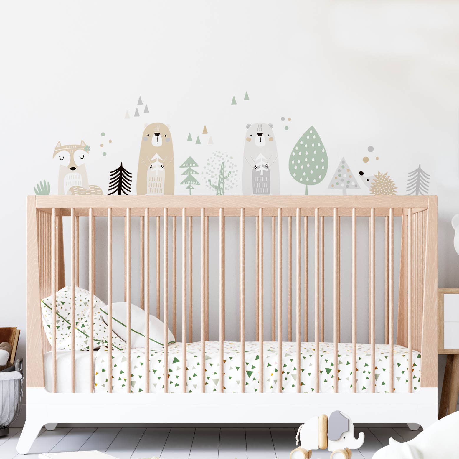 Decochic - Wholesale Wall Decal/Stickers - Forest Animals Wall Stickers1