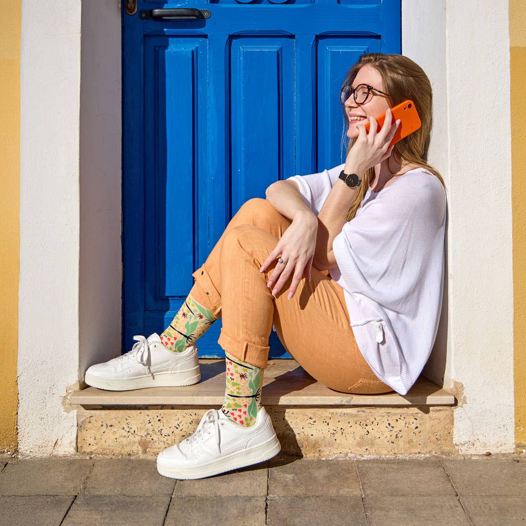 KYLIE CRAZY - Wholesale Socks - Women's - DRAGONFLY fun cotton seamless socks unisex8