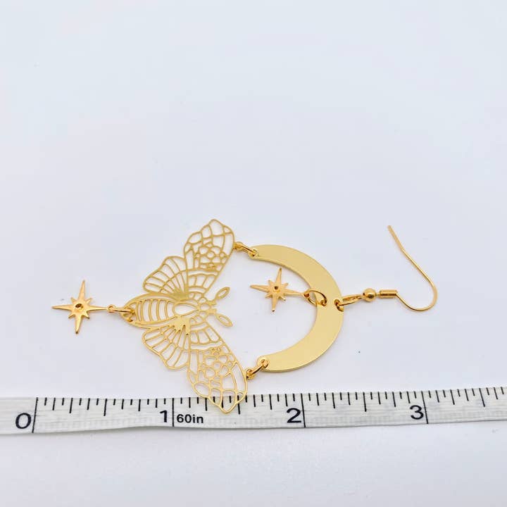 Mio Queena - Wholesale Dangle Earrings - Golden Moth Moon Star Earrings - GT/MS2