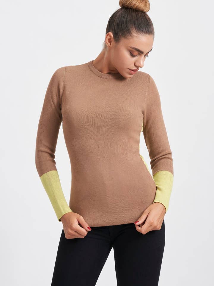 SUÉTER DE MANGA COMPRIDA COM GOLA REDONDA BEGE E LIMÃO por atacado de WHISPR