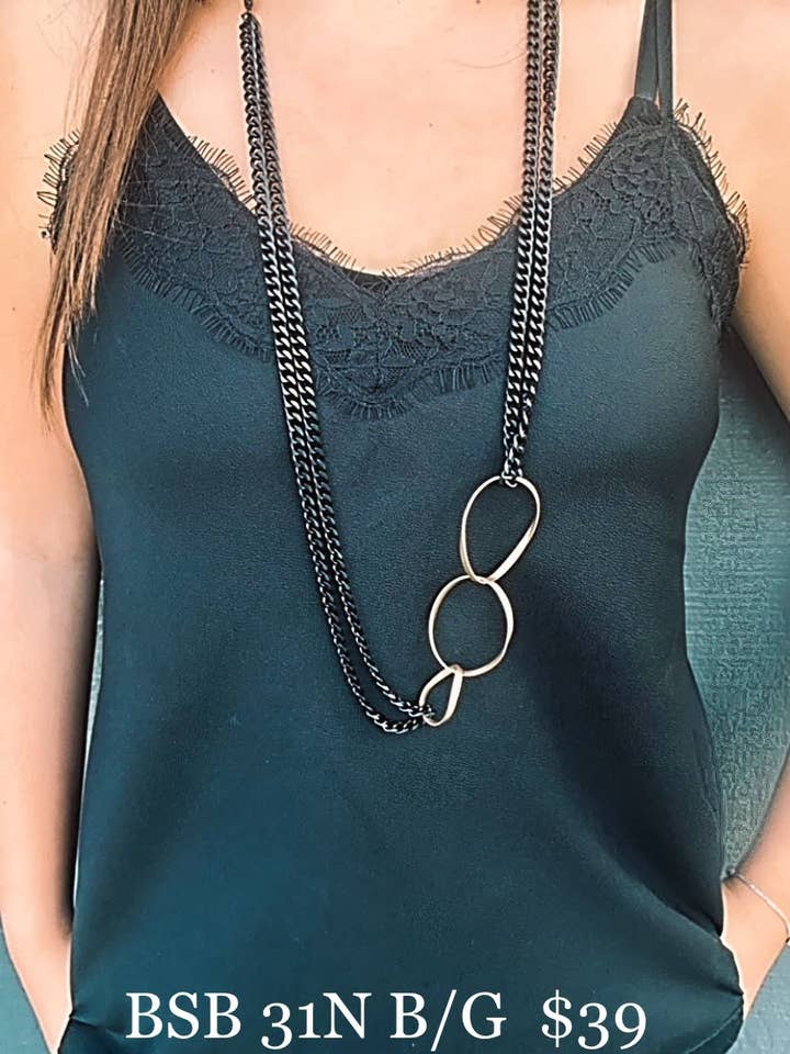 Collier Carmella pour la vente par Escape from Paris